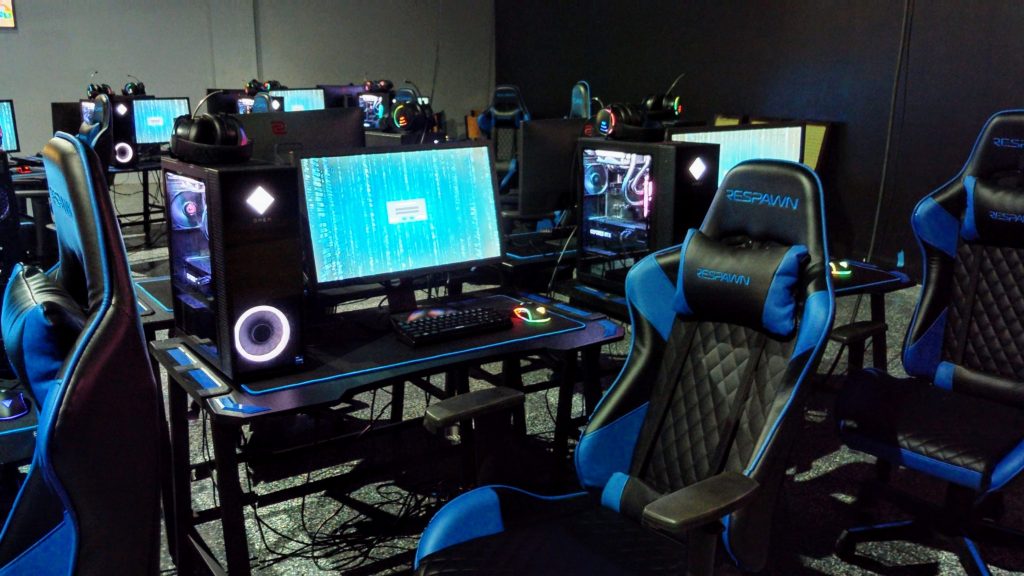 Orlando eSports venue. comfortable seating, top-of-the-line PCs 
